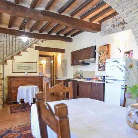 Pet Friendly In Montecchio Tr *