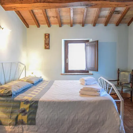 Pet Friendly In Montecchio Tr